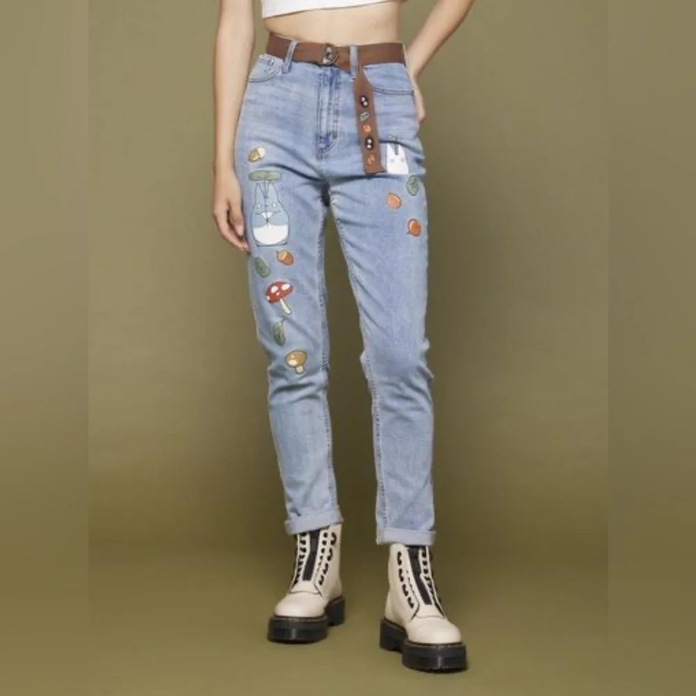 Her Universe My Neighbor Totoro Studio Ghibli Mom Jeans Light Wash Blue Size 5